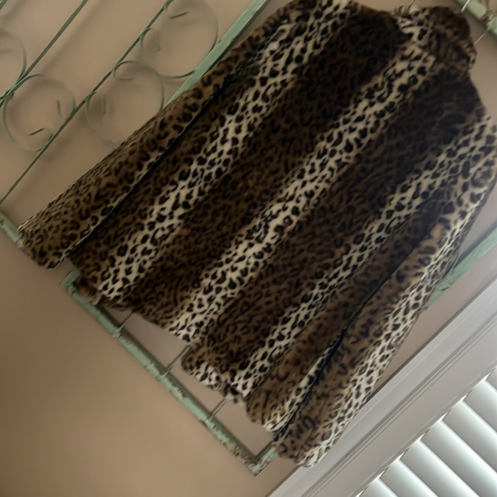 Faux fur Forever 21 jacket med - Picture 6 of 8
